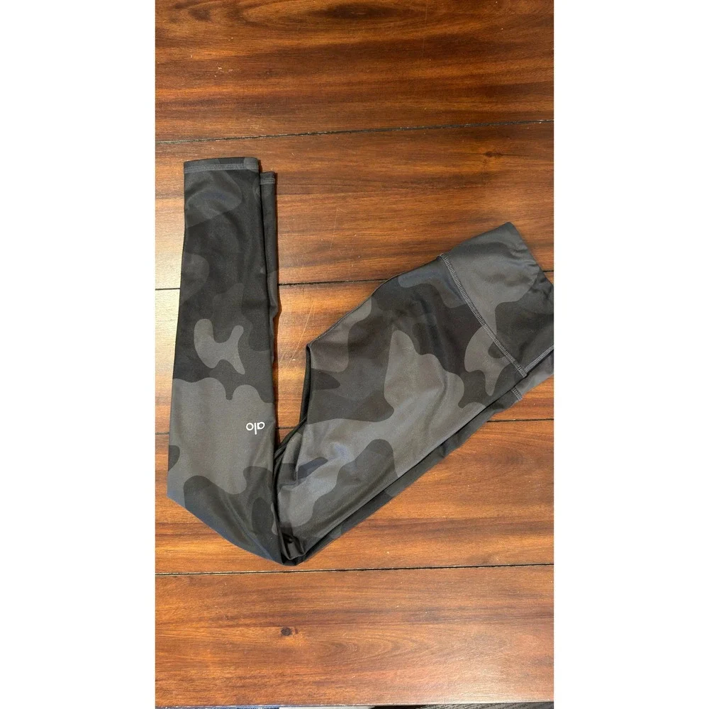 Alo Yoga Dark Camo High Waist Full Length Leggings Women's Small Black Grey